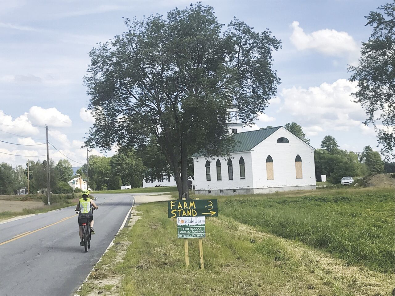Farm stands yield portable bounties for cyclists